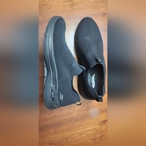 Skechers Airflow washable slipons. Size 13 Black Worn twice!